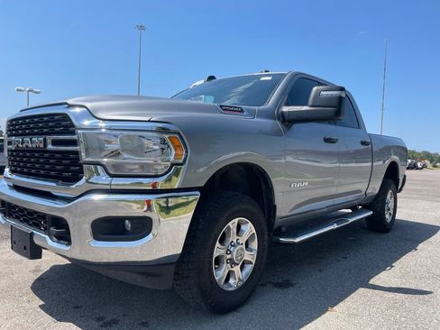 Used 2024 RAM 2500 Big Horn AWD/4WD image 10