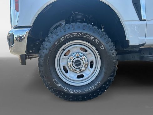 Used 2024 Ford F250 XL w/ XL Off-Road Package AWD/4WD image 16