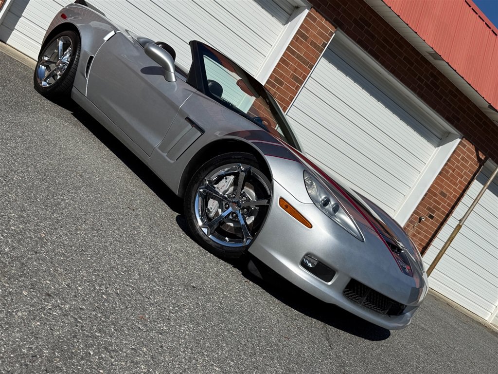 Used 2011 Chevrolet Corvette Grand Sport w/ Preferred Equipment Group RWD image 33
