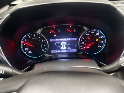 Used 2019 Chevrolet Equinox LT FWD image 32