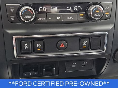 Used 2024 Nissan Titan SV w/ SV Convenience Package RWD image 28