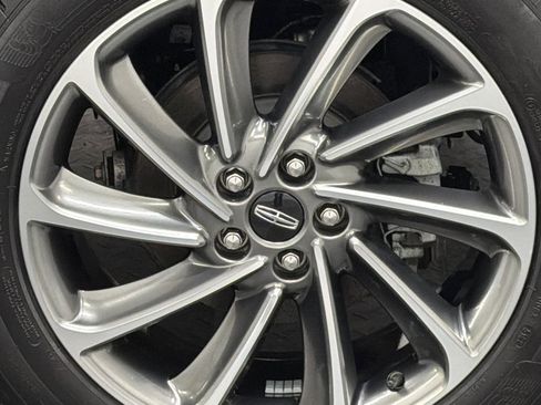 Used 2023 Lincoln Corsair Grand Touring w/ Equipment Group 302A image 5