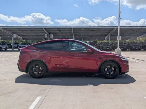 Used 2026 Tesla Model Y Long Range AWD/4WD image 6