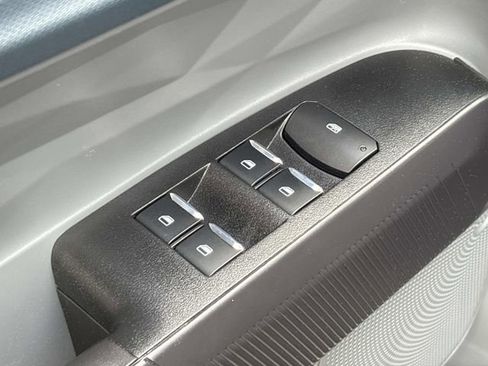 New 2026 Ford Maverick XL image 21