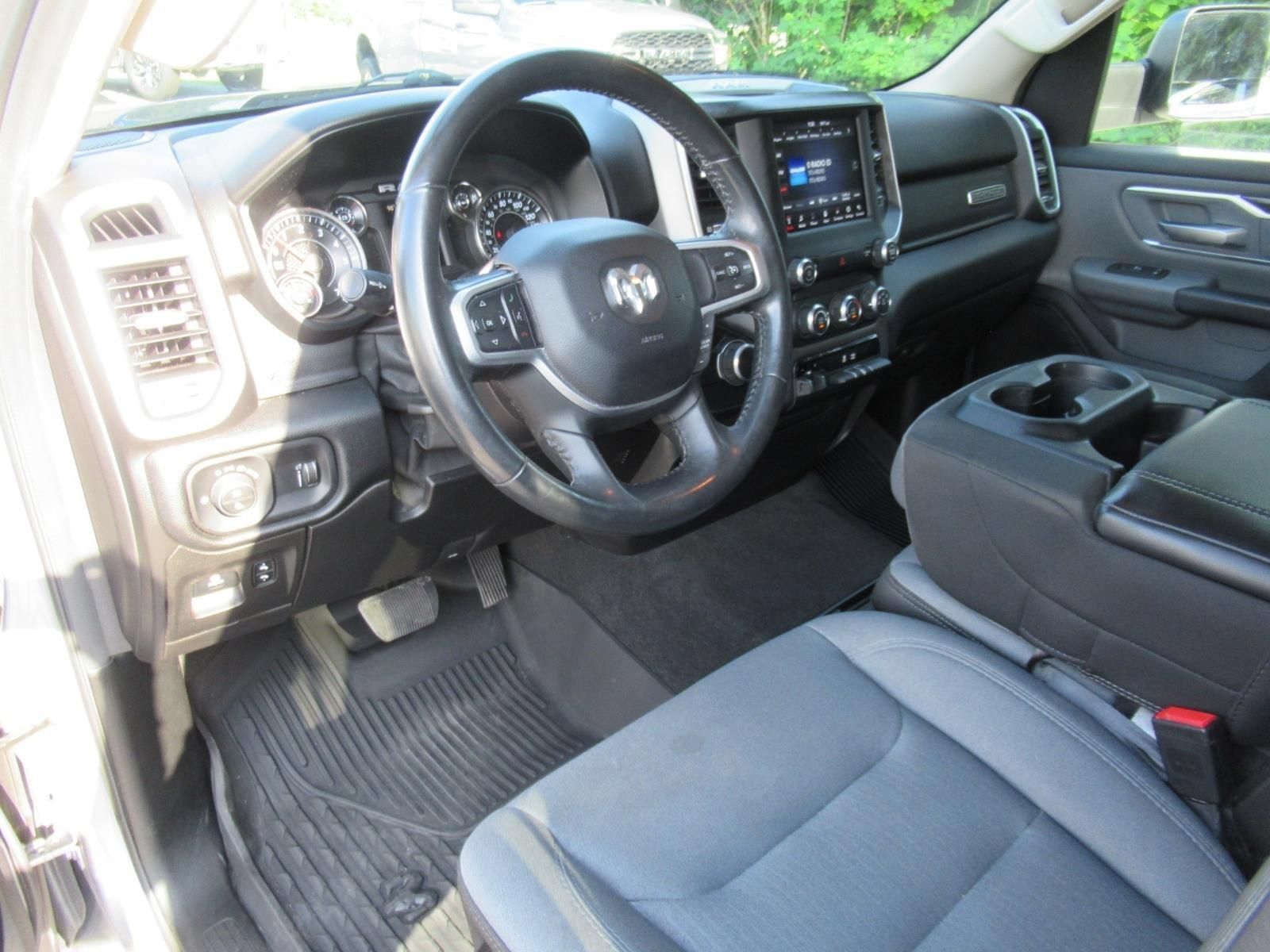 Used 2020 RAM 1500 Big Horn RWD image 18