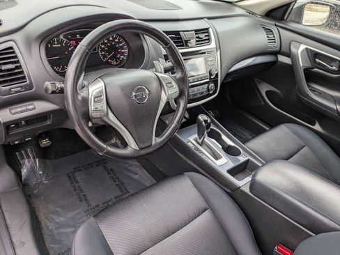 Used 2018 Nissan Altima 2.5 SR image 2