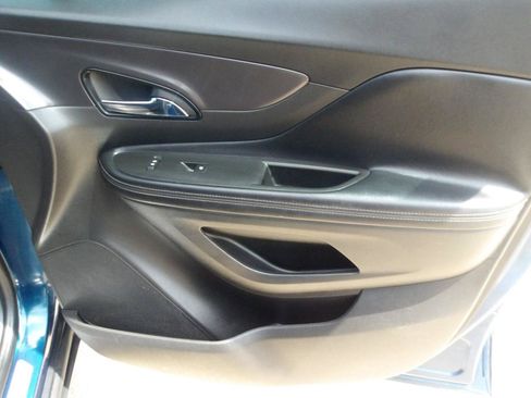 Used 2019 Buick Encore Preferred FWD image 9
