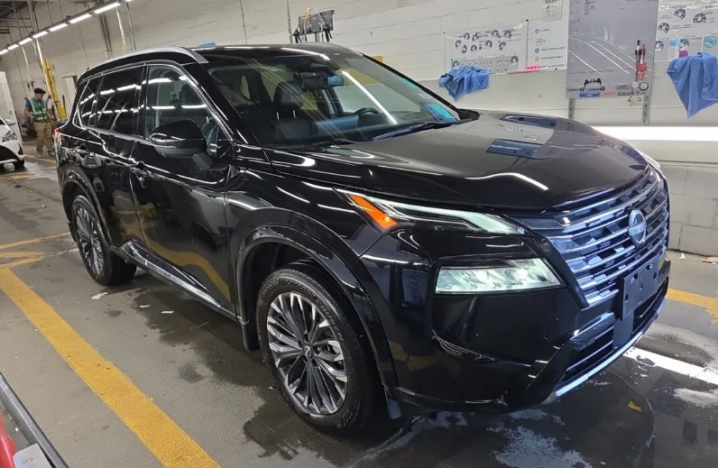 Used 2024 Nissan Rogue Platinum w/ Platinum Premium Package AWD/4WD image 4