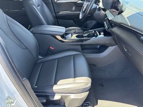 Used 2024 Buick Envision Preferred AWD/4WD image 11