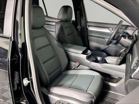 New 2026 GMC Terrain AT4 w/ Convenience Package III AWD/4WD image 11