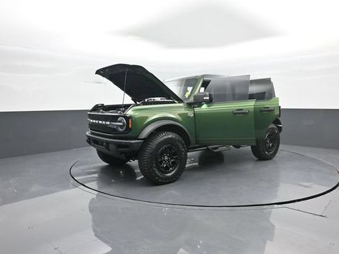 Certified 2024 Ford Bronco Wildtrak AWD/4WD image 34