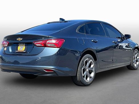 Used 2020 Chevrolet Malibu LT FWD image 2