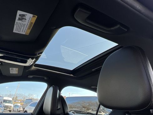 Used 2022 Mercedes-Benz C 300 4MATIC Sedan image 22