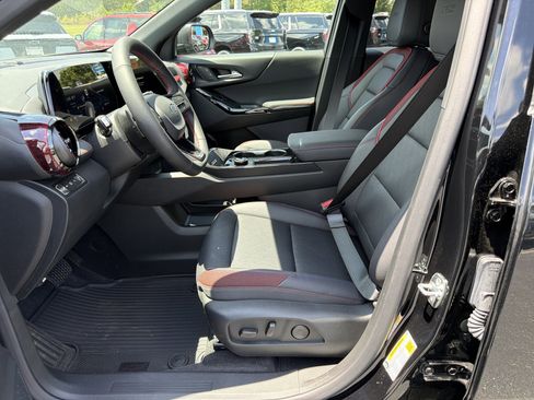 New 2026 Chevrolet Equinox RS w/ Safety and Technology Package AWD/4WD image 9