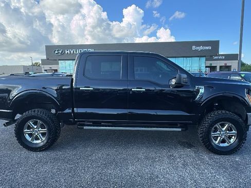 Used 2025 Ford F150 XLT w/ Equipment Group 301A Standard RWD image 16