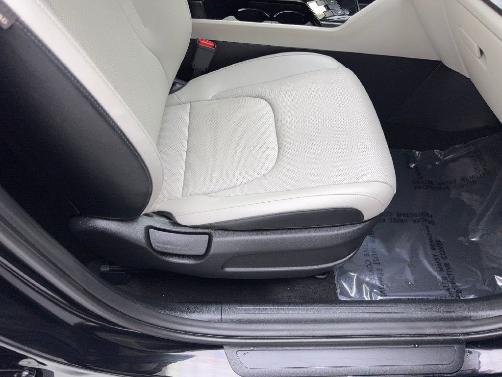 Used 2024 Kia Sportage EX FWD image 44