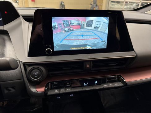 Used 2025 Toyota Prius SE image 51