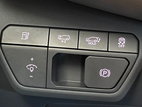 Used 2024 Kia EV9 Wind image 42