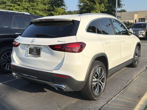 Used 2026 Mercedes-Benz GLA 250 4MATIC image 5