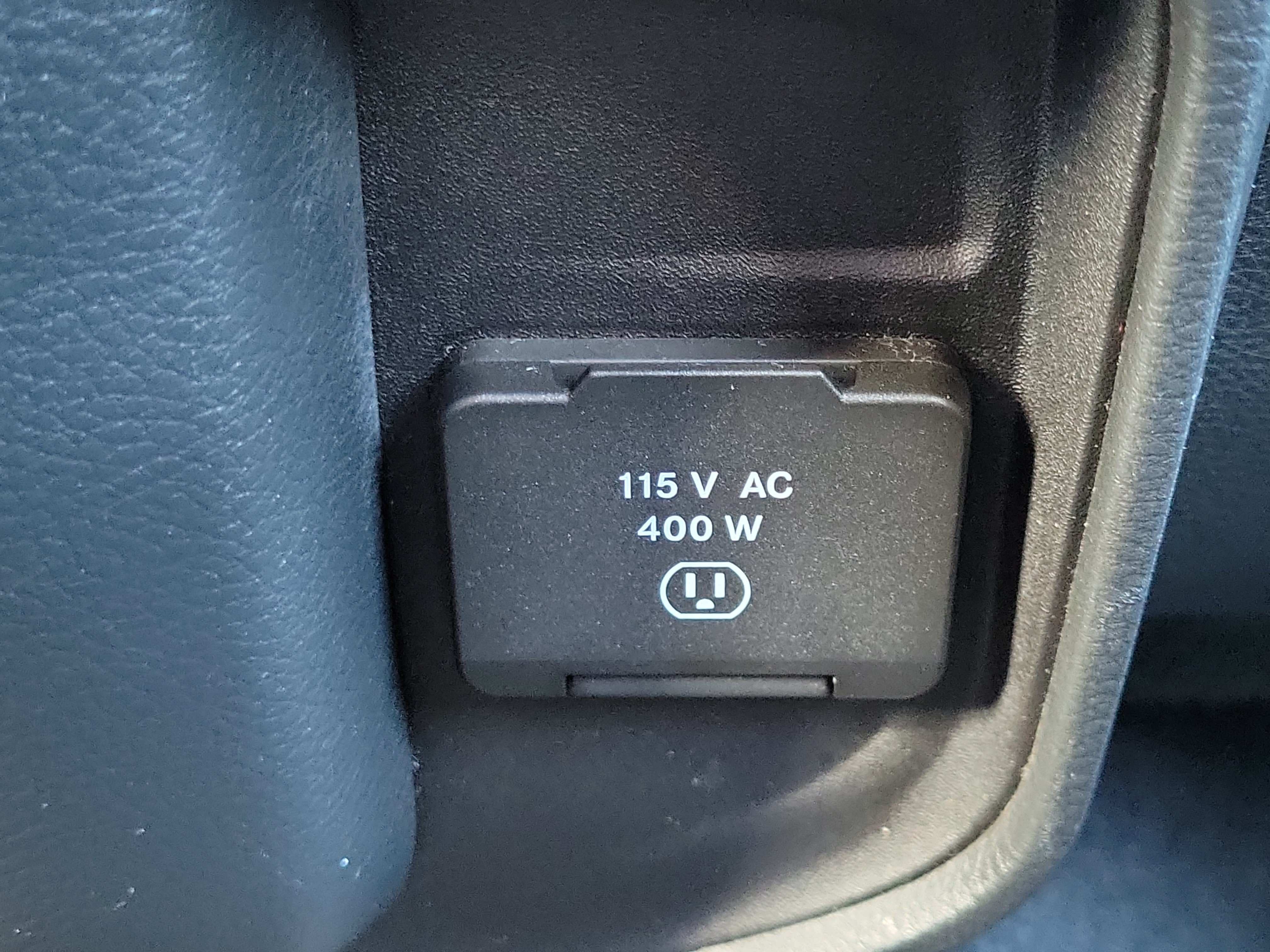 Used 2025 RAM 1500 Big Horn RWD image 29