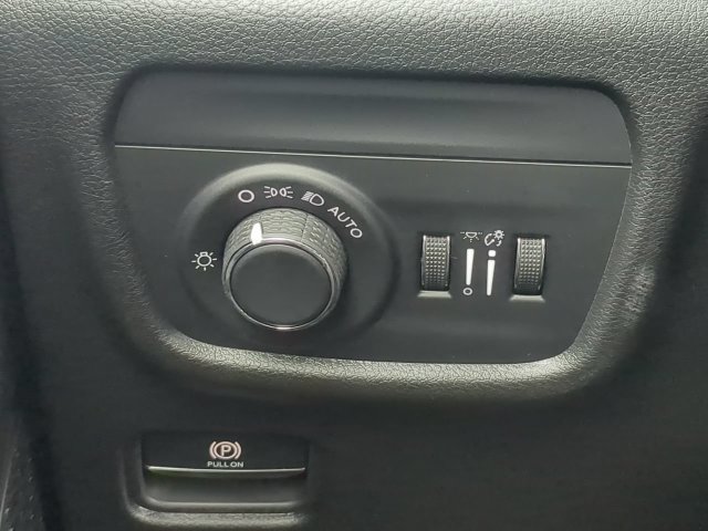 New 2026 Jeep Grand Cherokee Laredo RWD image 26