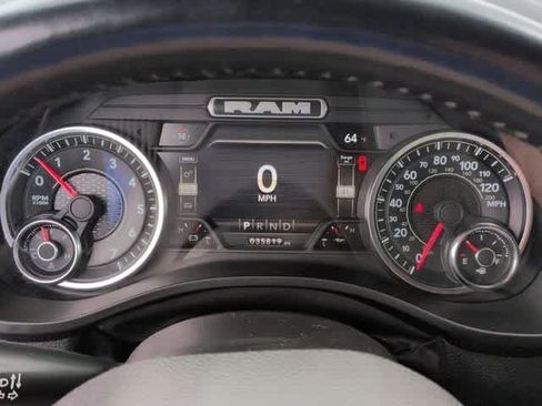 Used 2022 RAM 1500 Big Horn AWD/4WD image 34