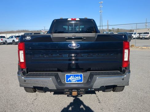 Certified 2022 Ford F450 Lariat w/ Lariat Ultimate Package image 4