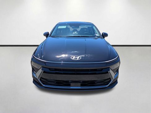New 2026 Hyundai Sonata SE FWD image 3