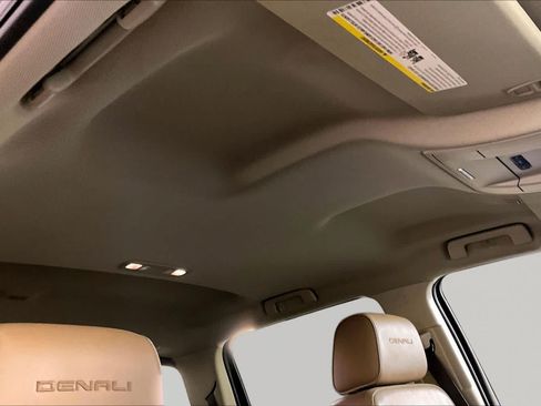 Used 2017 GMC Sierra 1500 Denali AWD/4WD image 14