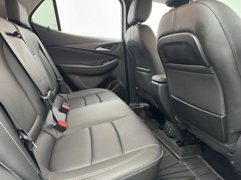 Used 2021 Buick Encore GX Essence w/ Advanced Technology Package FWD image 38