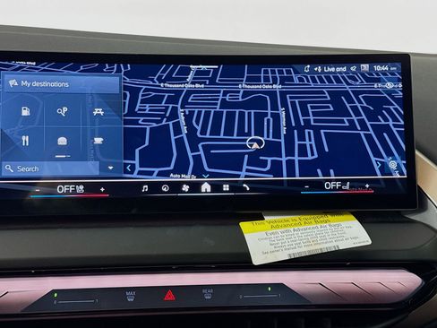 Used 2025 BMW X3 xDrive30i w/ Premium Package AWD/4WD image 12