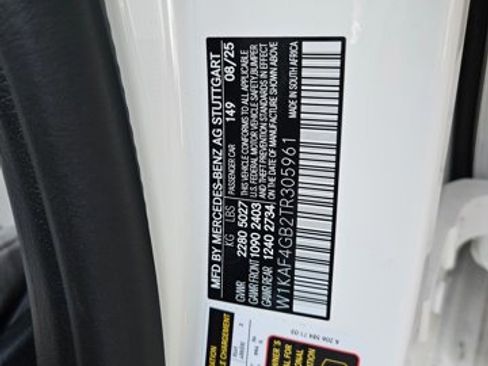 Used 2026 Mercedes-Benz C 300 Sedan image 28