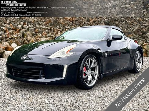 Used 2014 Nissan 370Z Touring w/ Sport Package RWD image 1
