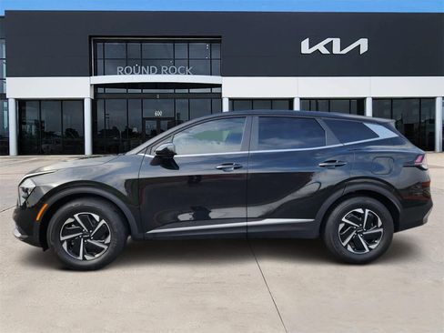 Certified 2023 Kia Sportage LX image 4