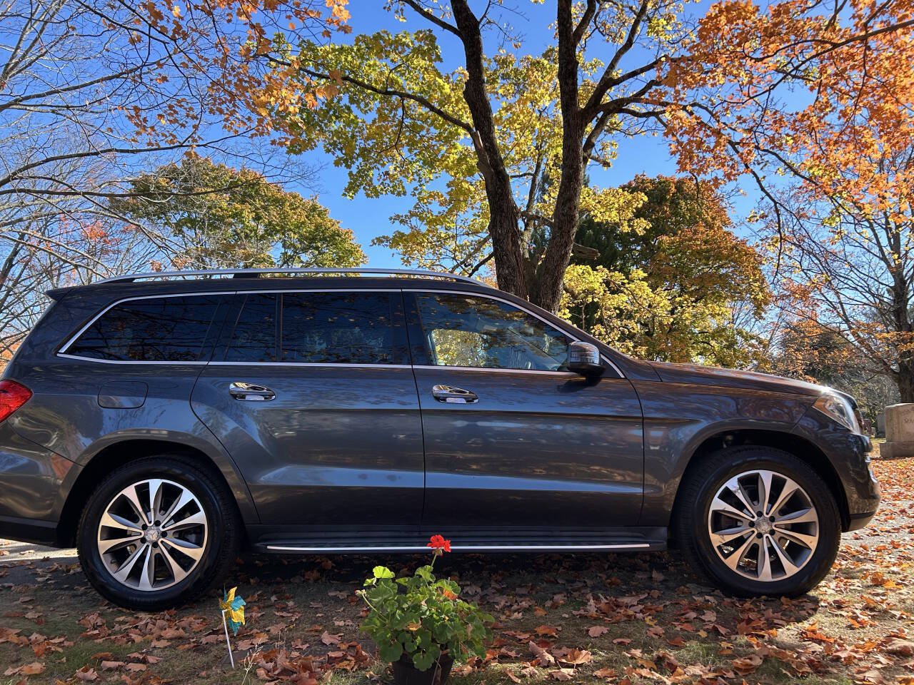 Used 2016 Mercedes-Benz GL 450 4MATIC image 27