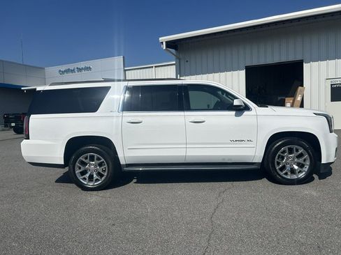 Used 2016 GMC Yukon XL SLT RWD image 5