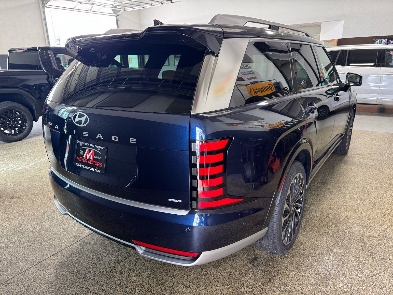 Used 2026 Hyundai Palisade Calligraphy AWD/4WD image 5