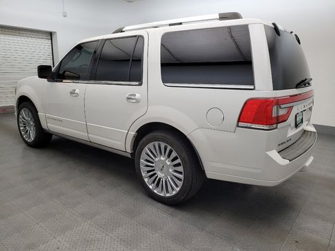 Used 2015 Lincoln Navigator 2WD w/ Equipment Group 101A Reserve image 3
