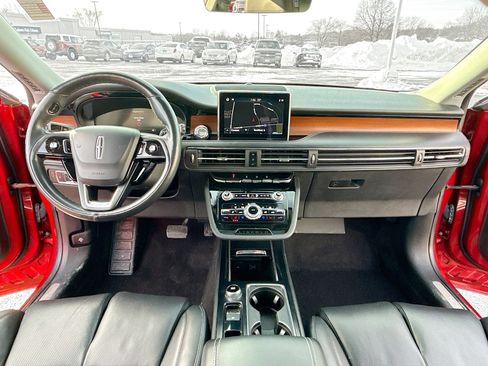 Used 2022 Lincoln Corsair Reserve w/ Equipment Group 201A image 3