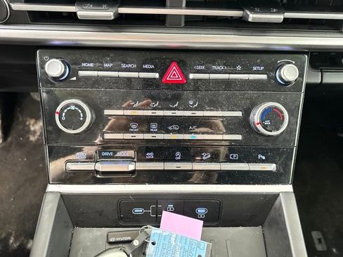 Used 2026 Hyundai Santa Fe SE image 23