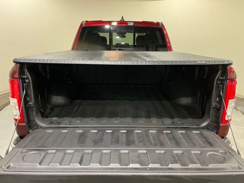 Used 2019 RAM 1500 Big Horn RWD image 15