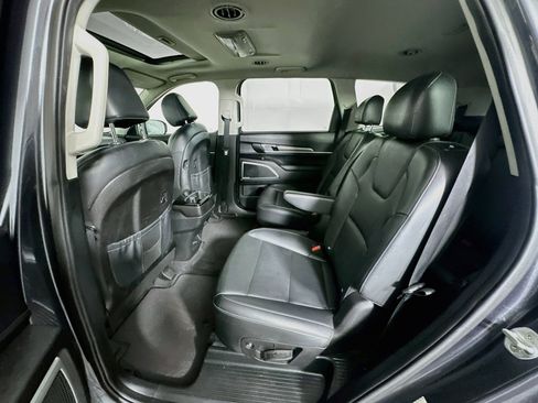 Used 2022 Kia Telluride S AWD/4WD image 30