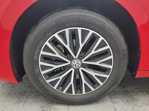 Used 2021 Volkswagen Jetta R-Line FWD image 31