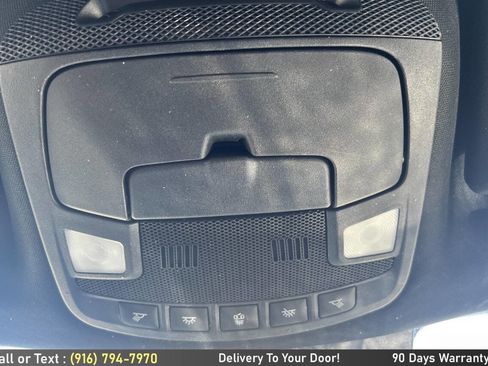 Used 2020 Ford Expedition Limited image 29