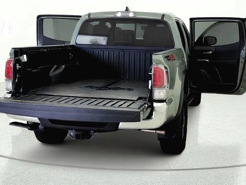 Used 2023 Toyota Tacoma TRD Off-Road AWD/4WD image 11