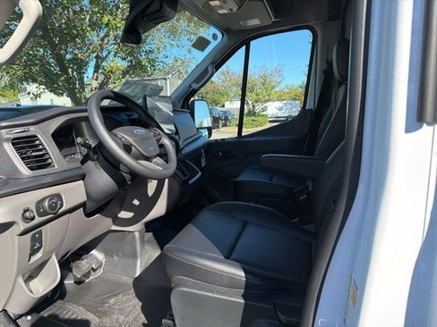 New 2025 Ford Transit 250 148 Medium Roof w/ Load Area Protection Package image 6