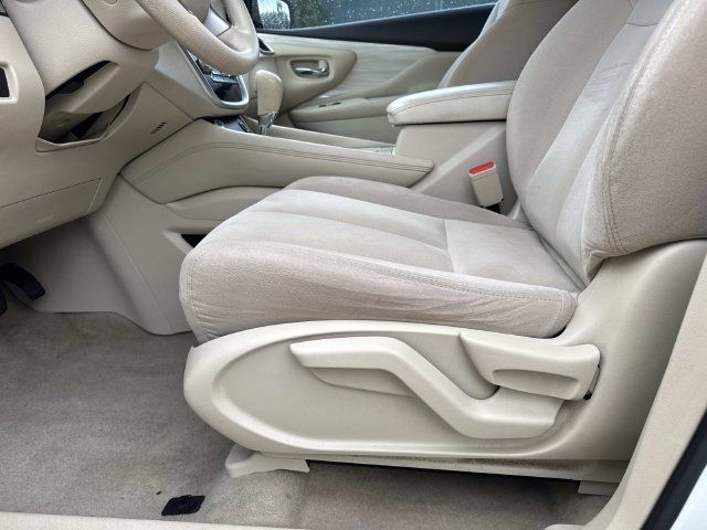 Used 2015 Nissan Murano S FWD image 16