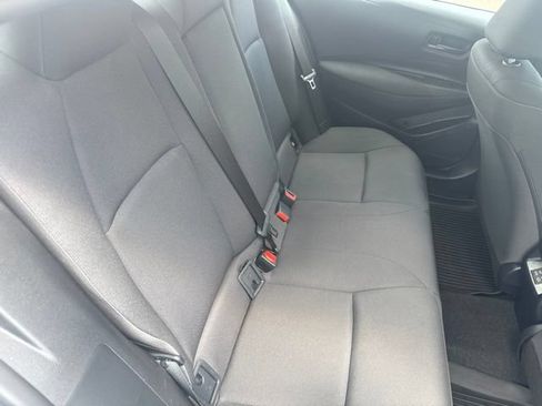 Used 2025 Toyota Corolla LE FWD image 18