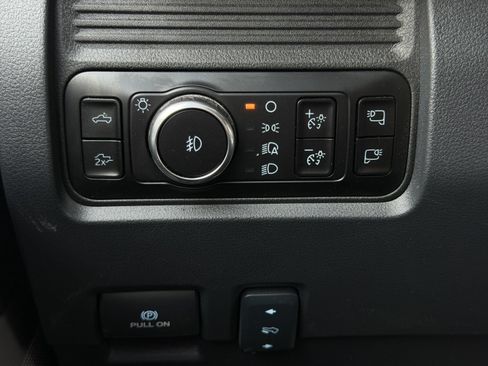 Used 2025 Ford F250 Lariat w/ Lariat Ultimate Package AWD/4WD image 26
