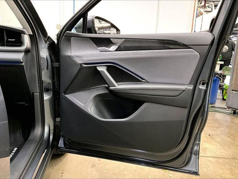 New 2026 Volkswagen Tiguan SE image 30